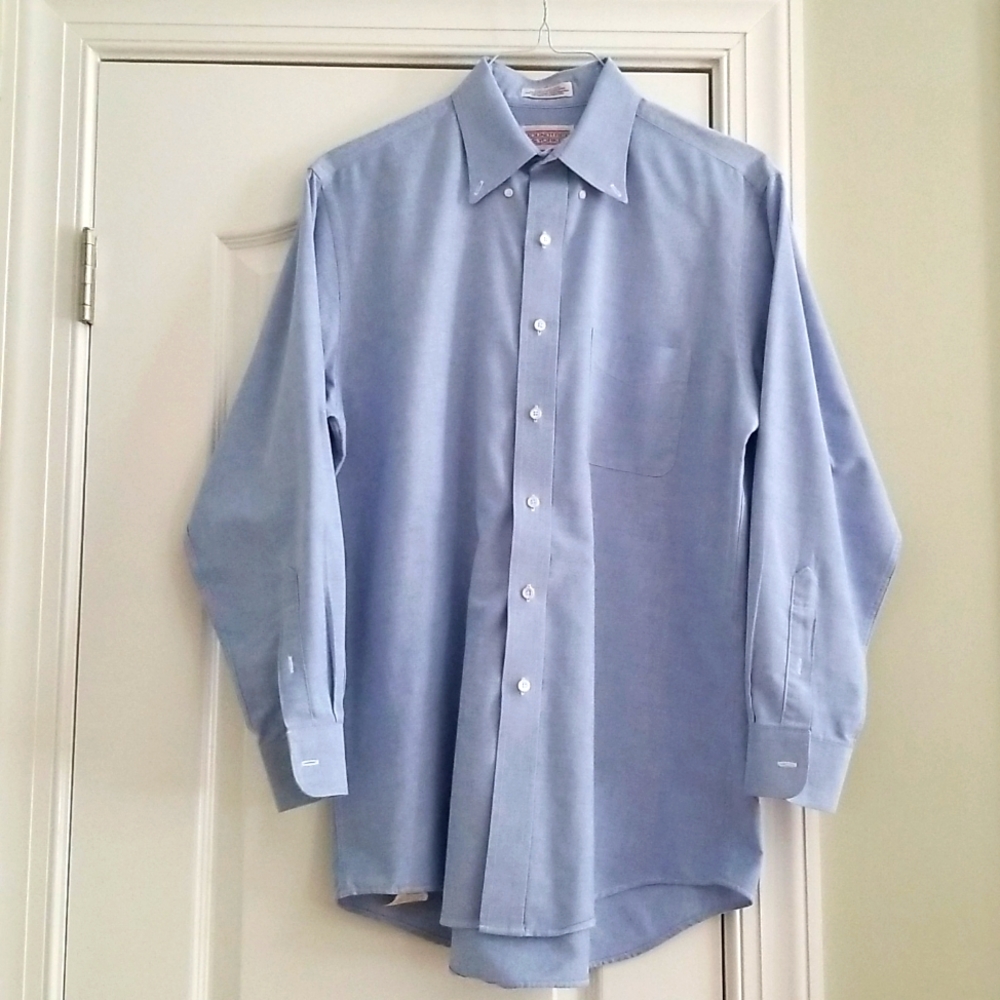 NWOT.  Roundtree & Yorke button down shirt